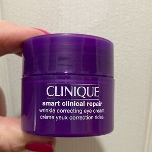 Clinique Smart Clinical Repair Eye Cream